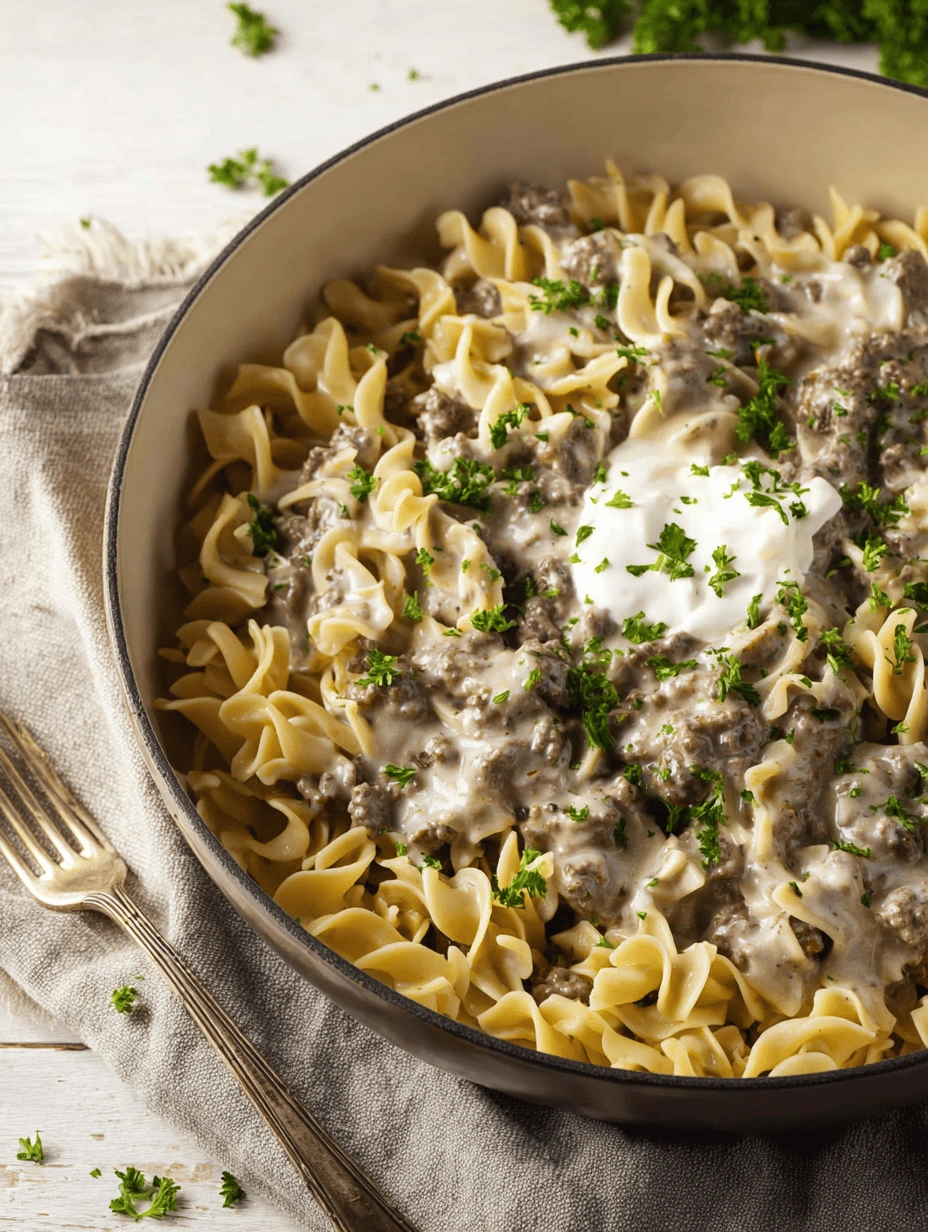 Easy Ground Beef Stroganoff Recipe: Quick Comfort - Image 1