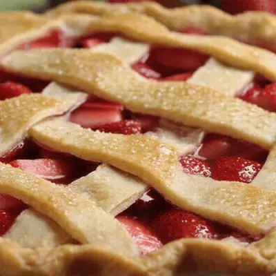 Best Strawberry Rhubarb Pie Recipe