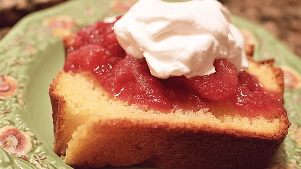 Classic Old Fashioned Pound Cake Recipe