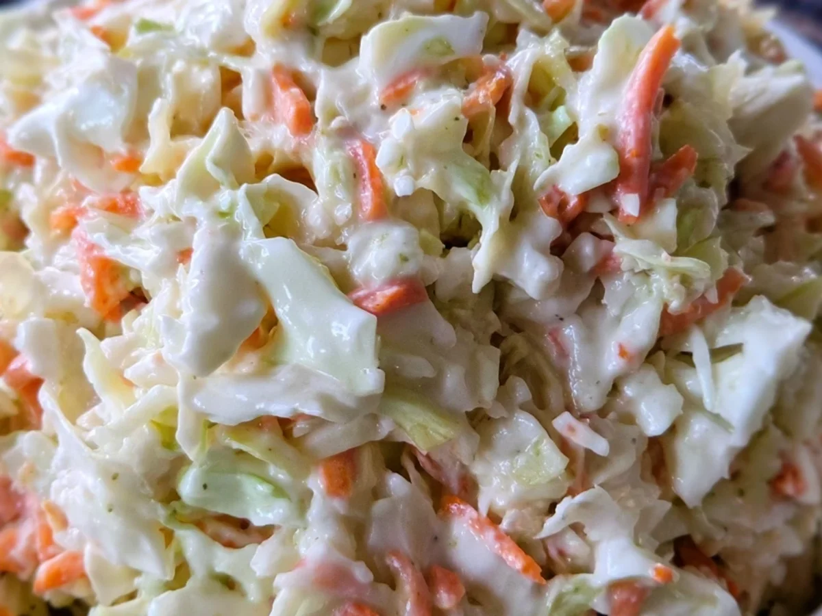 Creamy KFC Coleslaw Copycat: Sweet & Tangy Side - Featured Image