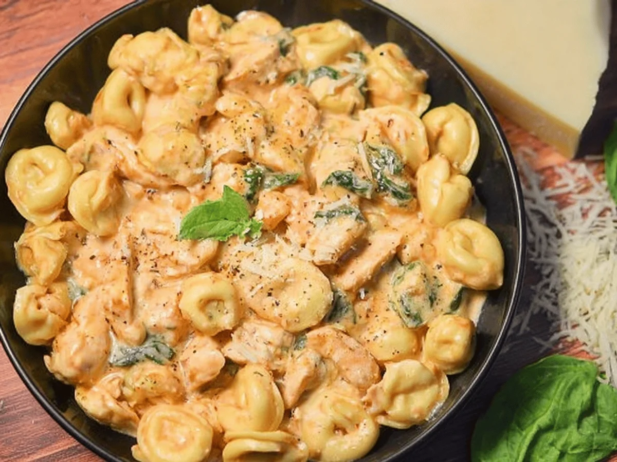 Crockpot Chicken Tortellini Recipe | Easy Comfort Food - Featured Image