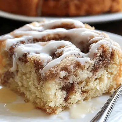 Easy Cinnamon Roll Coffee Cake Recipe