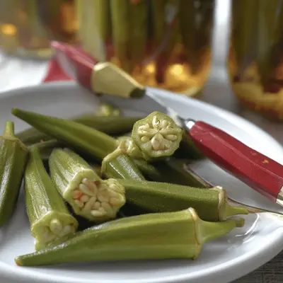 Easy Crisp Pickled Okra Recipe