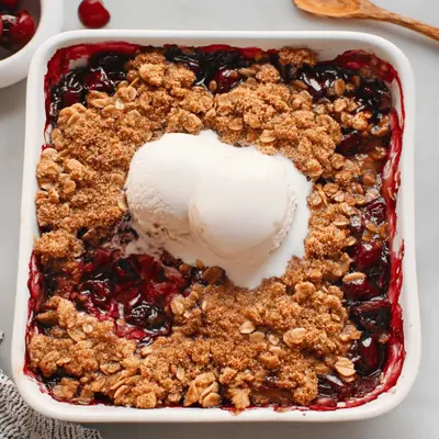 Easy Skillet Cherry Crisp