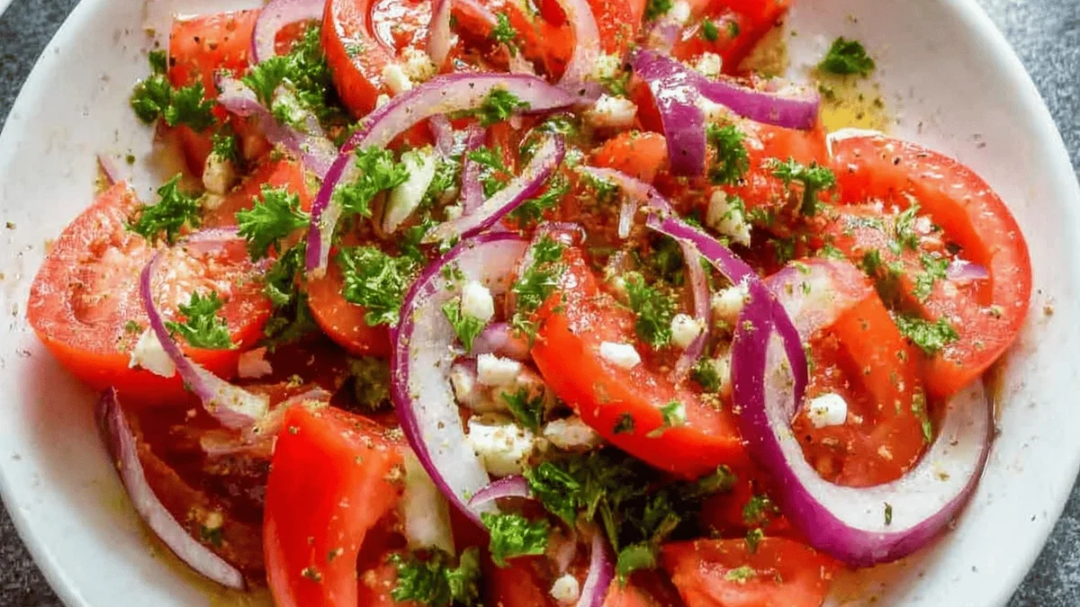 Fresh Tomato Salad Recipe – A Simple & Vibrant Side Dish