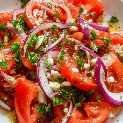 Fresh Tomato Salad Recipe – A Simple & Vibrant Side Dish