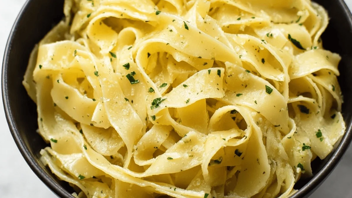 Garlic Butter Noodles Recipe - Simple & Delicious