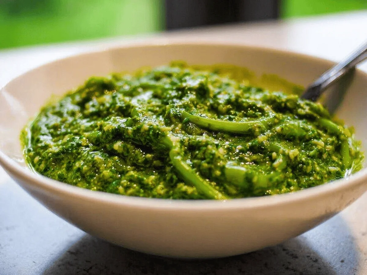 Garlic Scape Pesto Recipe: Fresh & Flavorful - Featured Image